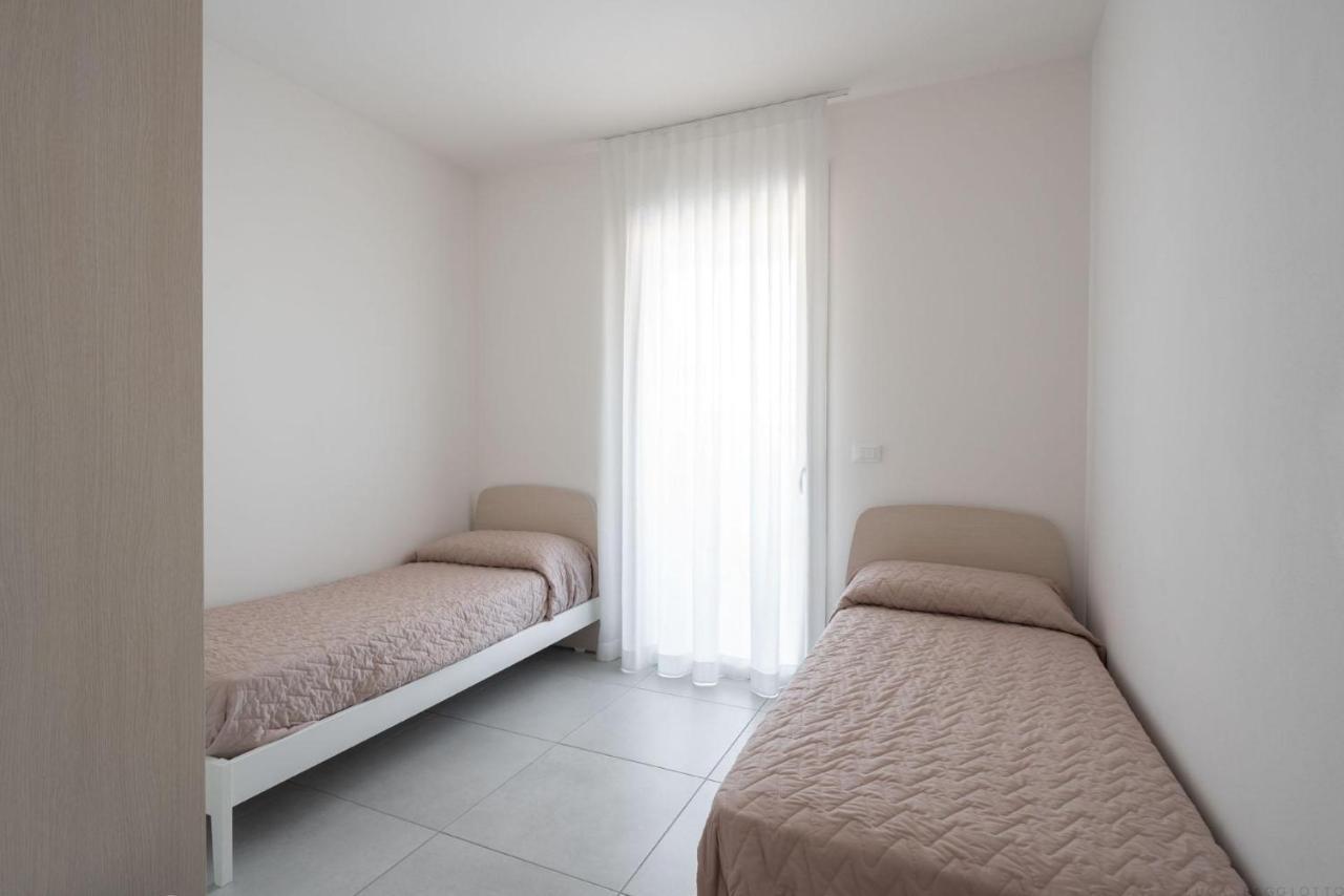 Immobiliare Jvl - Vm2 Apartman Lido di Jesolo Kültér fotó