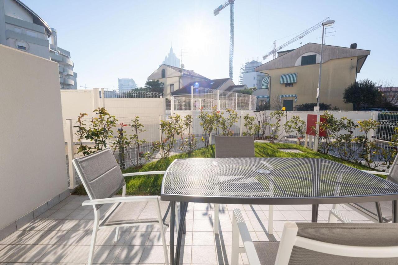 Immobiliare Jvl - Vm2 Apartman Lido di Jesolo Kültér fotó